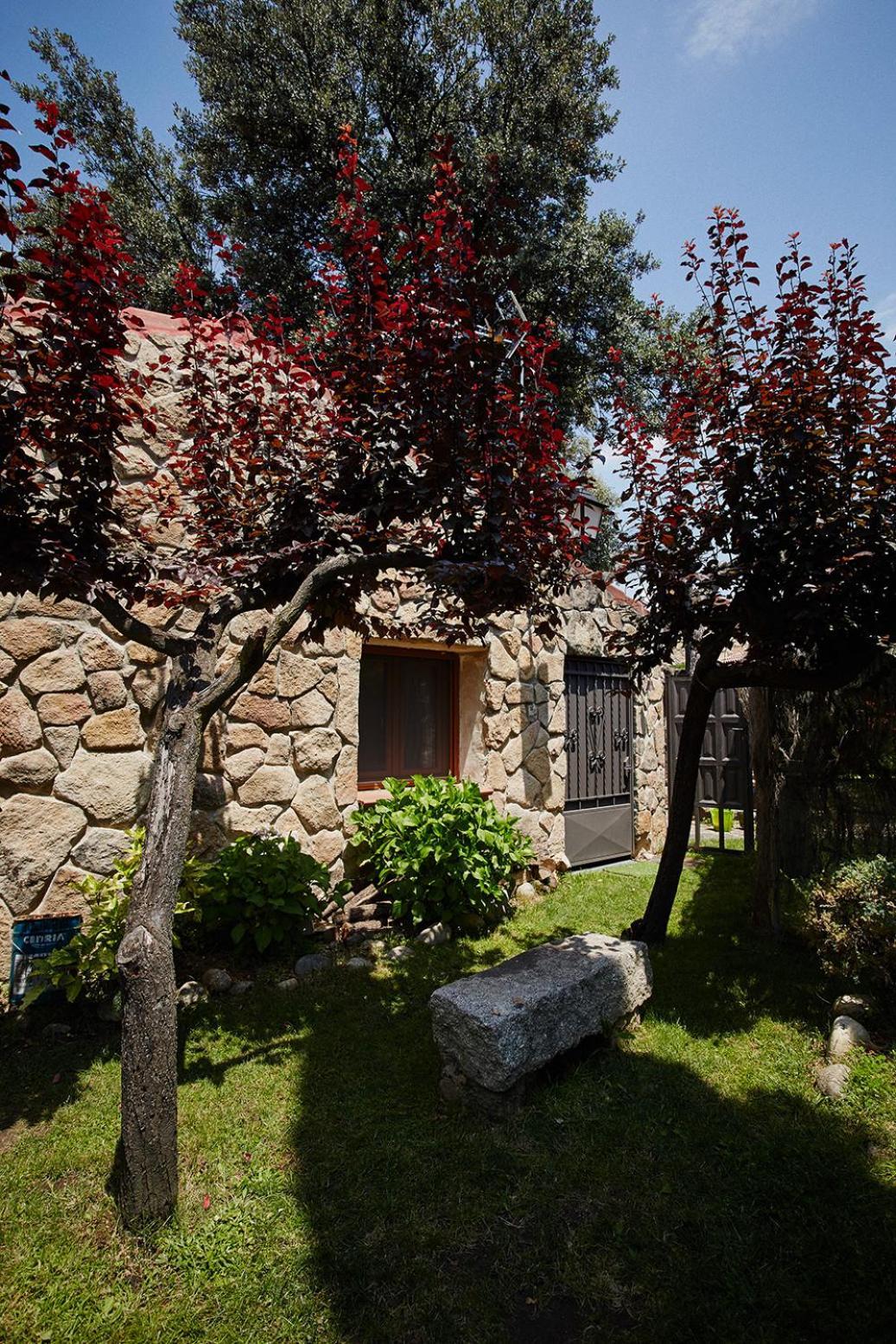 Villa Casa De Cucu Navaluenga Ávila Exterior foto